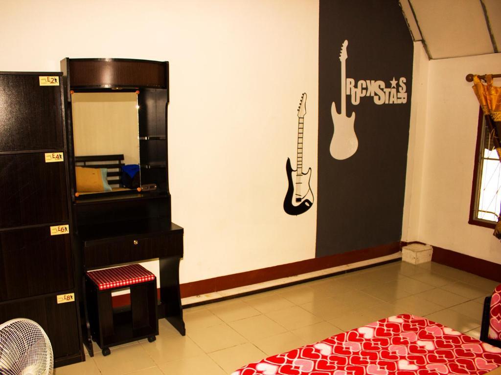 Walkinn Guesthouse 1 Chiang Mai Room photo