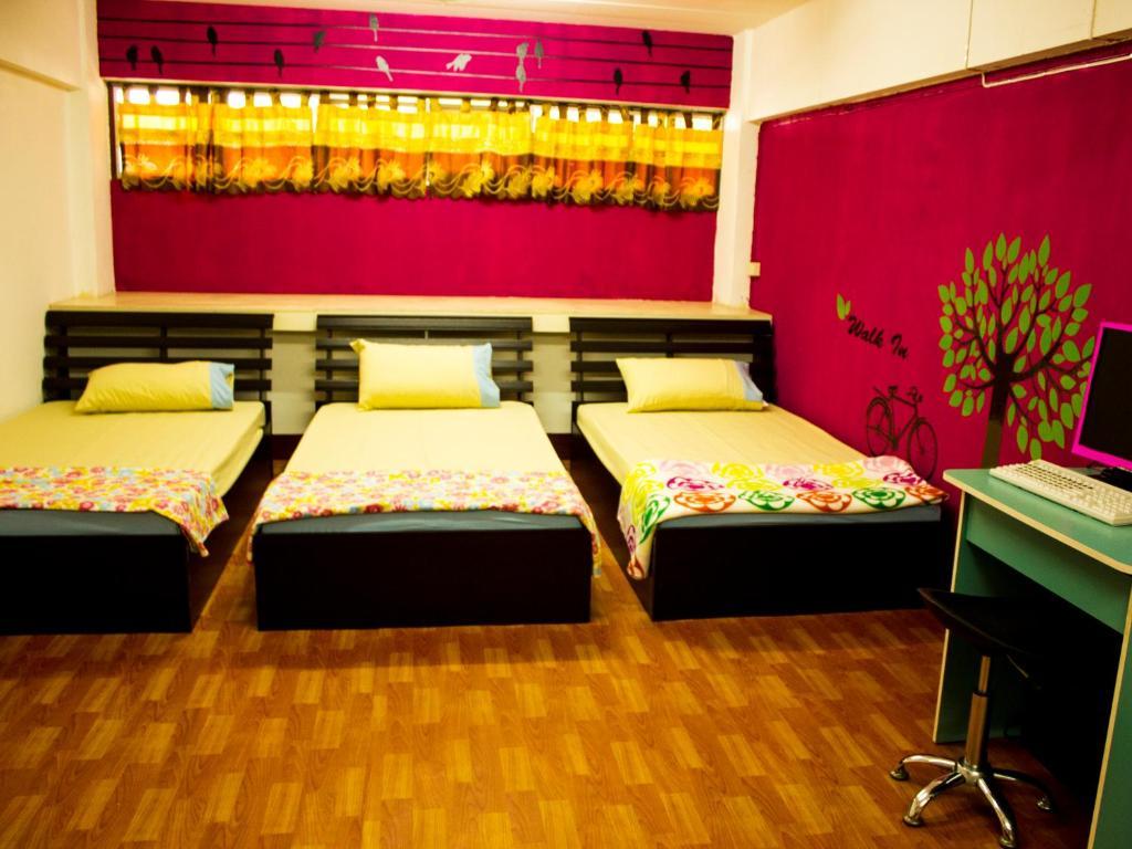 Walkinn Guesthouse 1 Chiang Mai Room photo
